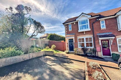 Beechfield Close, Stone Cross, Pevensey 2 bed end of terrace house for sale