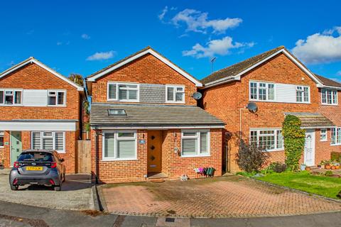 Broadstone Road, Harpenden, AL5 4 bed detached house for sale