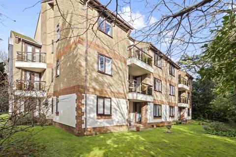 St. Botolphs Road, Worthing 2 bed flat for sale
