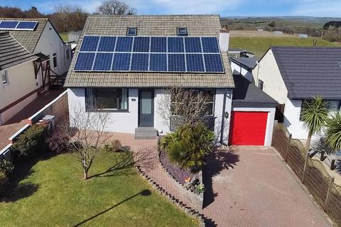James Avenue, Paignton TQ3 4 bed detached bungalow for sale