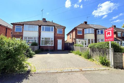 Harvard Road, Solihull, B92 8EX 3 bed semi