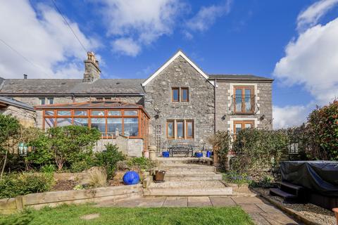 Hailstone Cottages, Redhill 4 bed semi