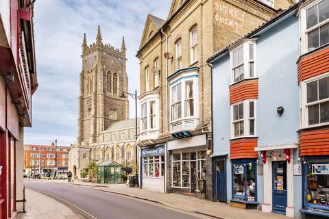 Church Street, Cromer 2 bed terraced house for sale