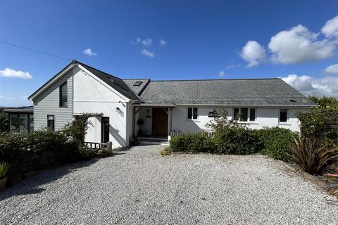 Quintrell Downs, Newquay 3 bed detached house for sale