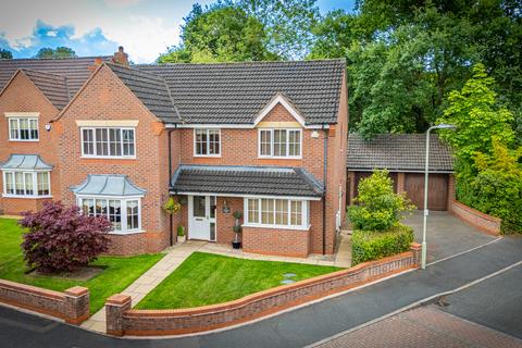 Stoneleigh Grove, Muxton 4 bed detached house for sale