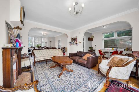 Templars Avenue, London, NW11 5 bed semi