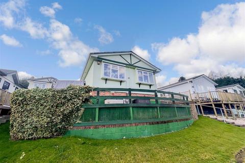 Lower Road, East Farleigh, Maidstone... 2 bed park home for sale