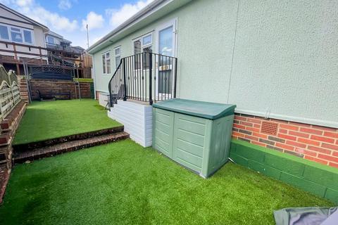 Lower Road, East Farleigh, Maidstone... 2 bed park home for sale