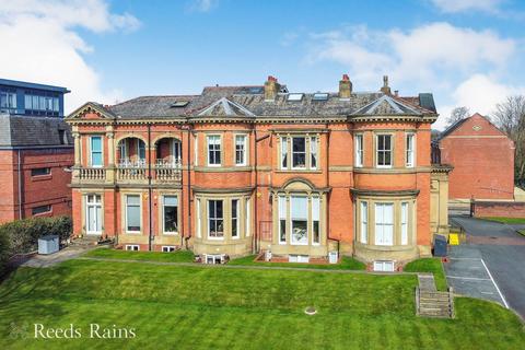 Wilmslow Road, Greater Manchester M20 3 bed apartment for sale