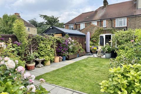 Lawford Lane, Writtle, Chelmsford 2 bed house for sale