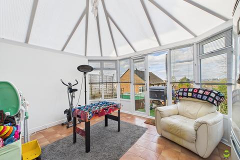 Regent Square, Belvedere, Kent, DA17 3 bed terraced house for sale