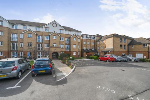 Cranley Gardens, Wallington SM6 2 bed apartment for sale