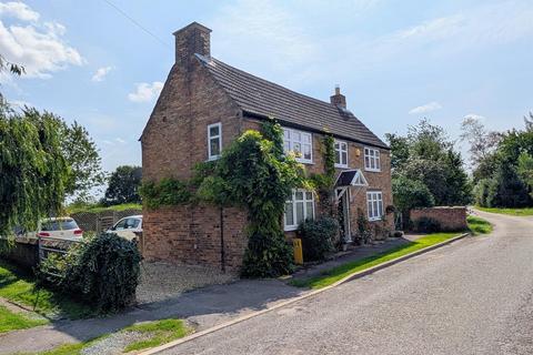 High Street, North Scarle 4 bed detached house for sale