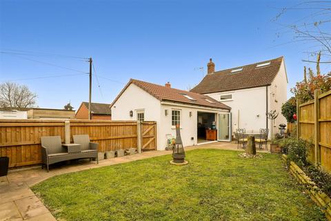 Bristol Road, Cambridge, Gloucester 4 bed detached house for sale