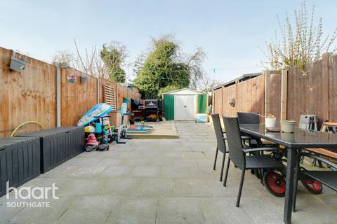 Rayleigh Road, London 4 bed terraced house for sale