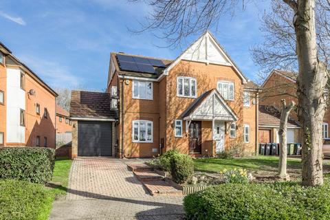 Porthcawl Green, Milton Keynes MK4 3 bed semi