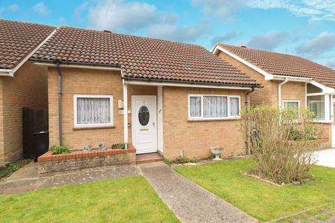 Hoover Drive, Laindon West, Basildon... 2 bed bungalow for sale