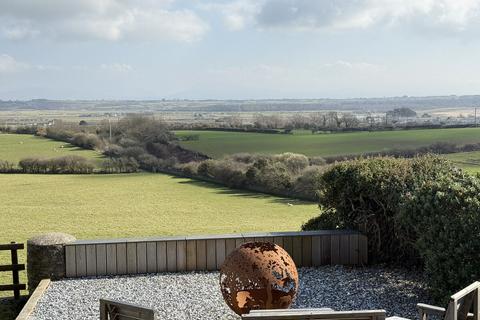 Trefdraeth, Bodorgan, Anglesey, LL62 7 bed detached house for sale