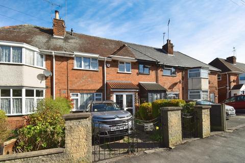 Wicklow Drive, Leicester 3 bed townhouse for sale