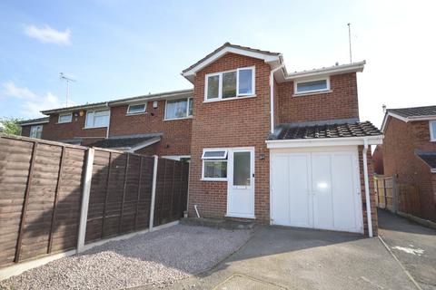 Kestrel Avenue, Swadlincote DE11 2 bed end of terrace house for sale