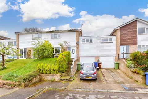 Stonebridge Way, Faversham, Kent 4 bed terraced house for sale