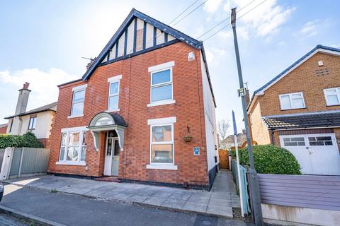 Curzon Street, Long Eaton, NG10 3 bed semi