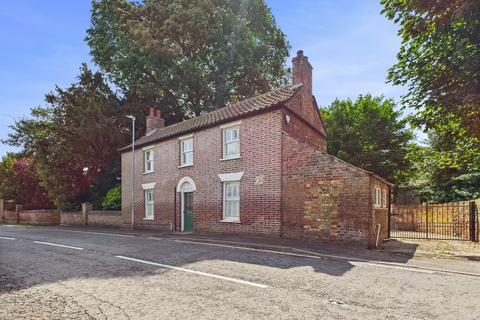 Main Road, Wisbech PE14 3 bed detached house for sale