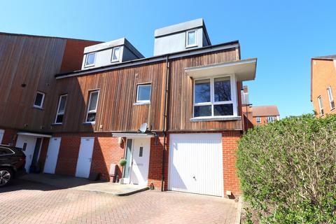 ST MICHAELS PLACE, WATERLOOVILLE 4 bed townhouse for sale