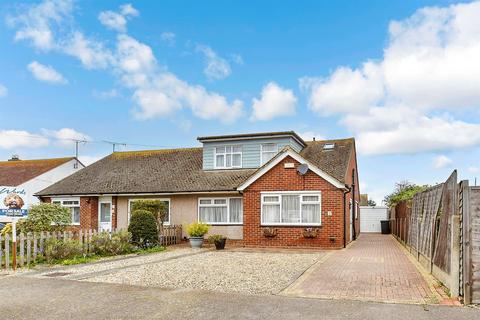 Woodland Road, Herne Bay CT6 4 bed chalet for sale
