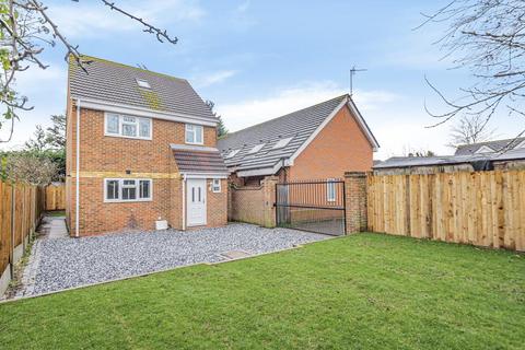 South Reading,  Berkshire,  RG2 3 bed detached house for sale