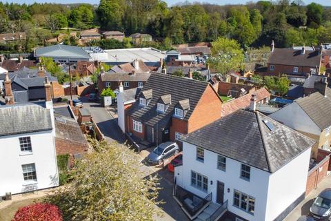 Park Hill, Ampthill, Bedfordshire, MK45 4 bed detached house for sale