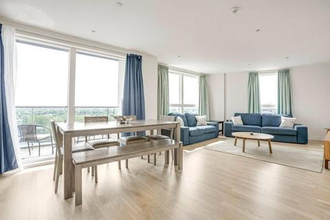 Pump House Crescent, Brentford 3 bed apartment for sale