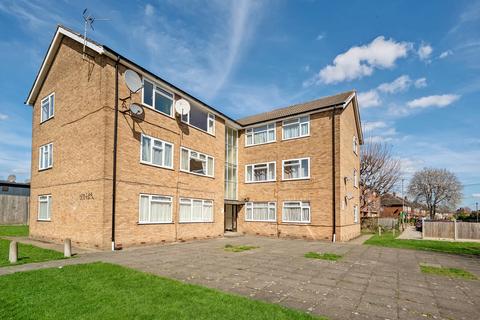 Victoria Road, Ruislip, Middlesex 2 bed apartment for sale