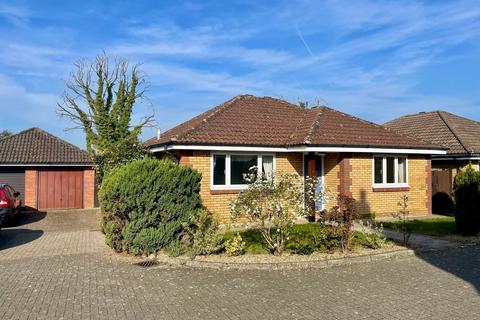 Roman Rise, Sawbridgeworth, CM21 2 bed detached bungalow for sale
