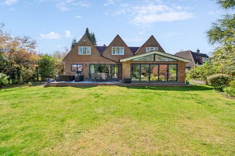 Long Grove, Beaconsfield HP9 5 bed detached house for sale
