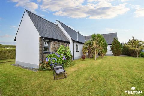 Cuffern, Roch, Haverfordwest 3 bed detached bungalow for sale