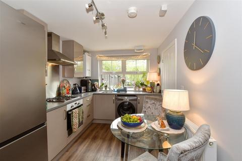 Crouch Road, Tonbridge TN12 2 bed terraced house for sale