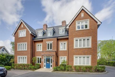 Amersham Road, High Wycombe HP13 1 bed flat for sale