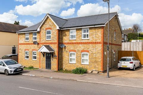 Collett Road, Ware SG12 2 bed apartment for sale
