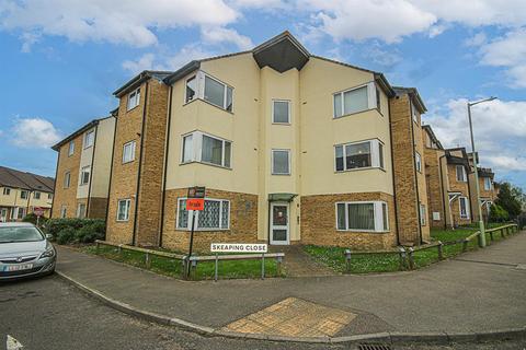 Skeaping Close, Newmarket CB8 2 bed flat for sale
