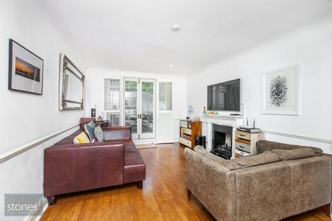 Belsize Square, London, NW3 3 bed apartment for sale