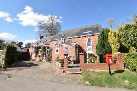 Waithe Lane, Brigsley, Grimsby DN37 4 bed cottage for sale