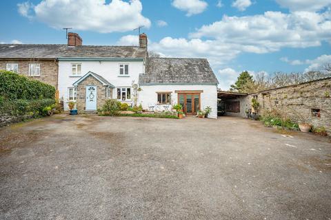 4 bedroom cottage for sale