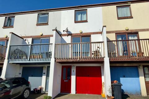 Rivendell, Wadebridge, PL27 3 bed terraced house for sale