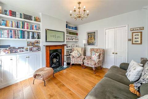 New Kent Road, St. Albans... 2 bed end of terrace house for sale