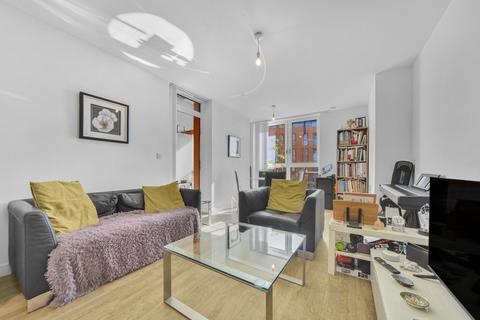 Cable Walk, Greenwich, London, SE10 1 bed flat for sale
