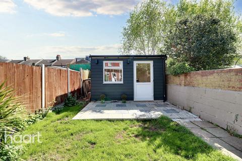 Colombo Road, Ilford 4 bed terraced house for sale