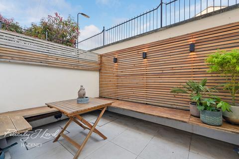 Glyn Road, LONDON E5 2 bed flat for sale