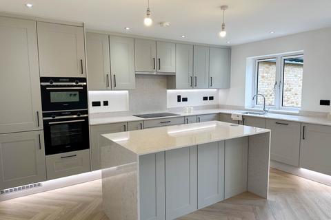 Cambridge CB24 4 bed detached house for sale