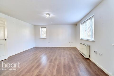 St Peters Street, Maidstone 2 bed apartment for sale
